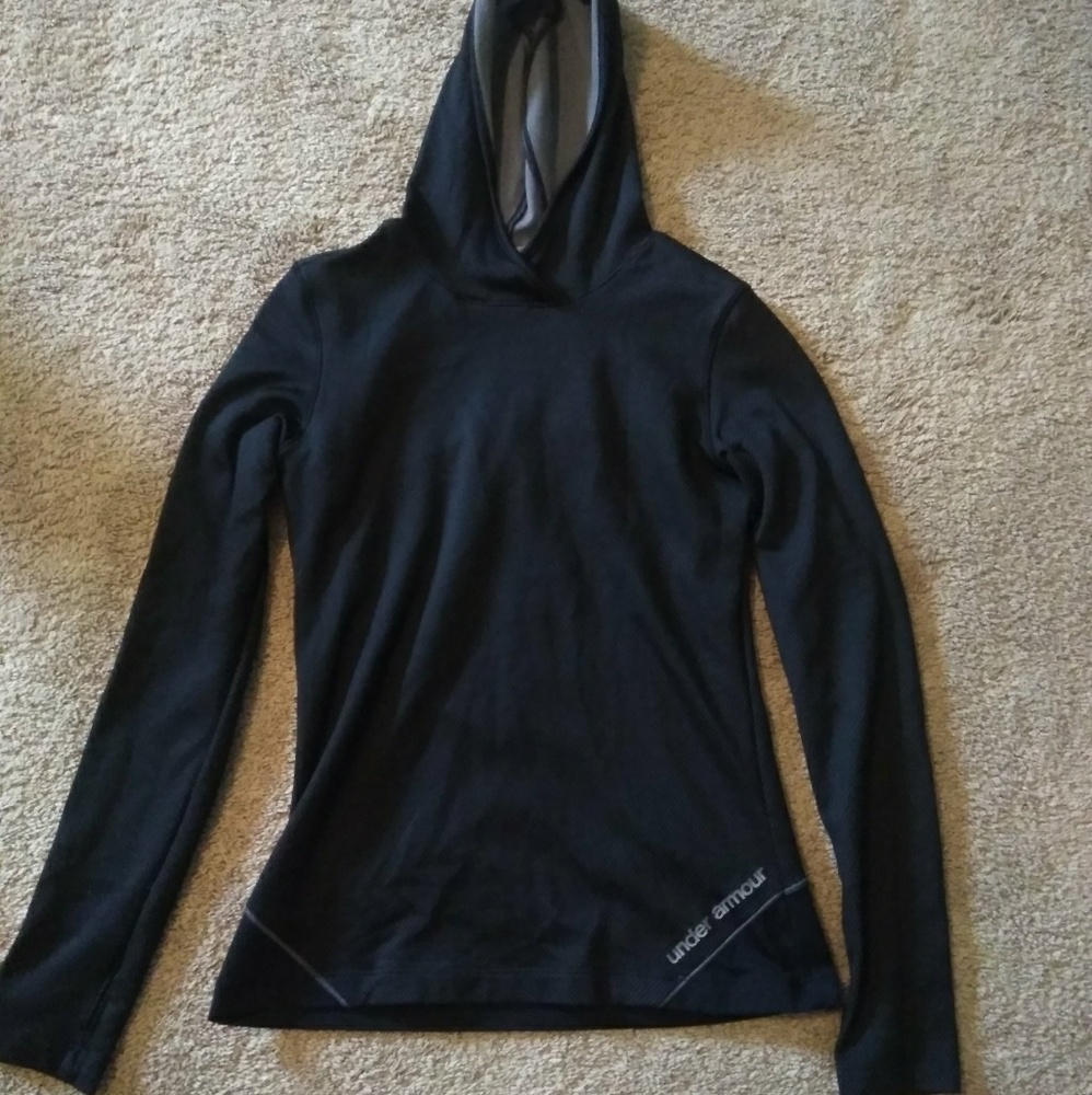 Underarmour pullover hoodie